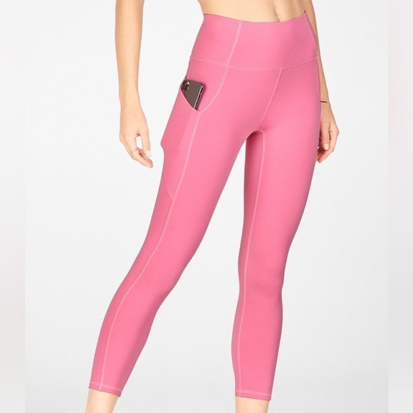 ⭐️Fabletics,Oasis PureLuxe High-Waisted Capri Petal Pink,Sold-Out On-Line, SOFT - Picture 1 of 10